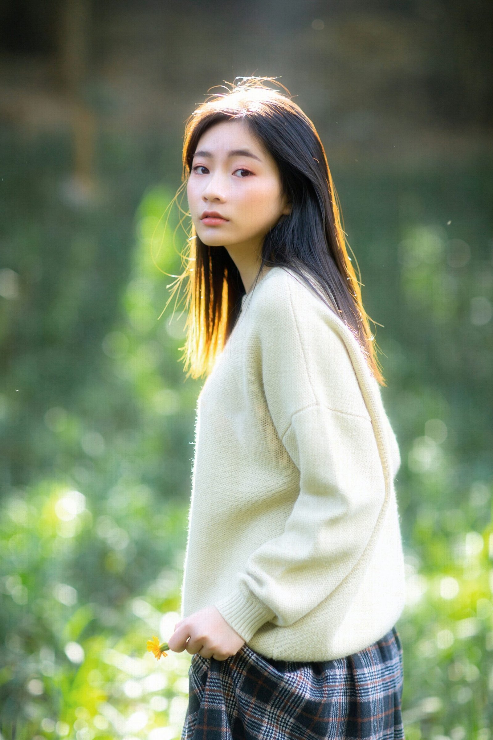 Hand Knitted Whool sweaters - Image 2